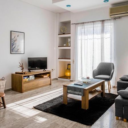The Home Sweet Home - Family Friendly 2 Floor Apartment Kalamata Dış mekan fotoğraf